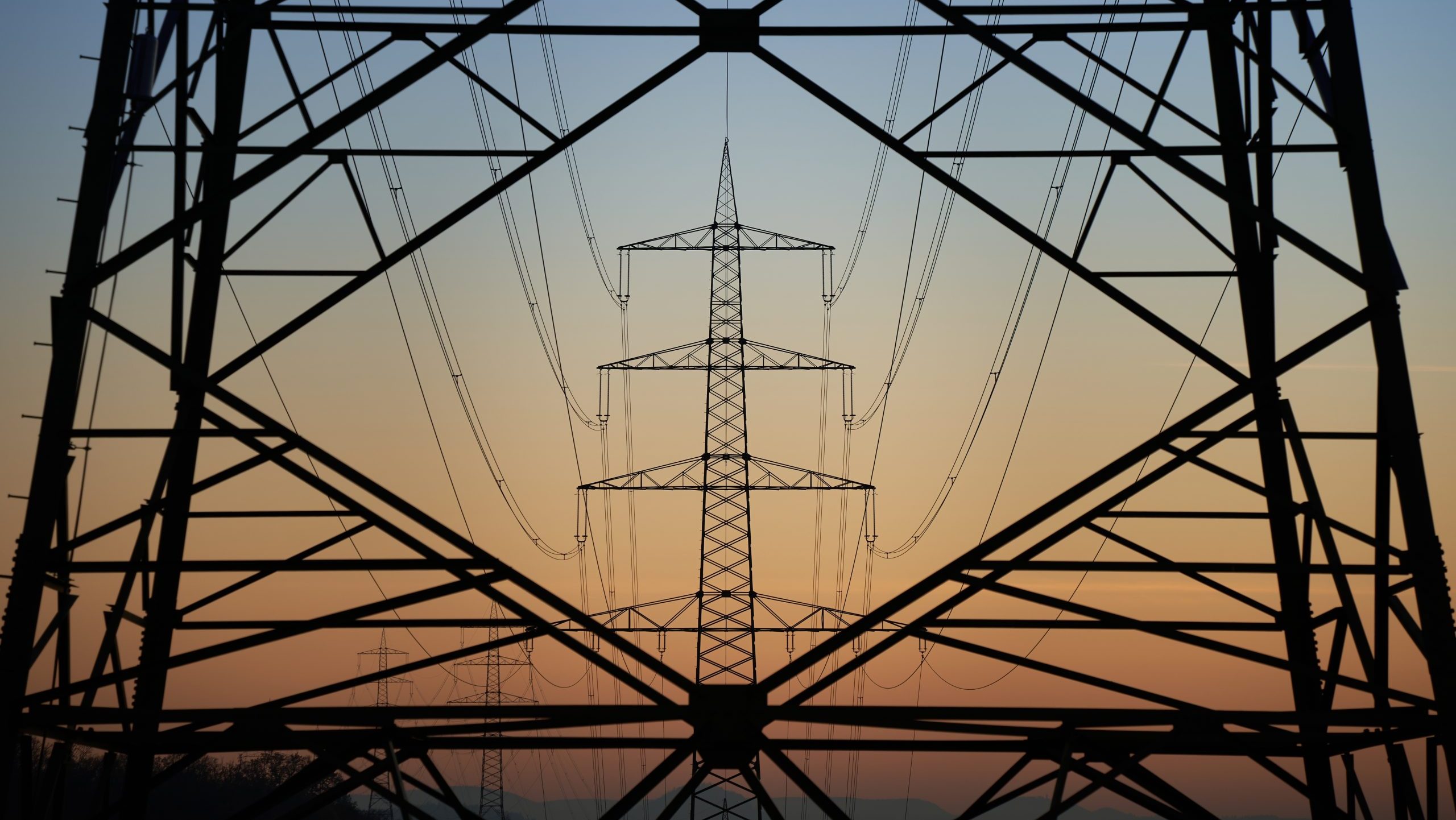 elektriciteitsmast Consulting service voor de energiesector en andere vitale sectoren